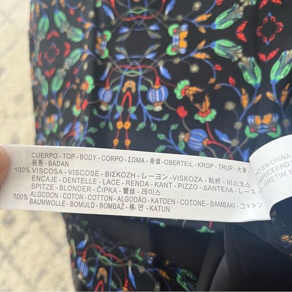 NWT Zara Black Kaleidoscope Floral Print Lace Sides Mini Skirt Size Medium - Picture 7 of 7